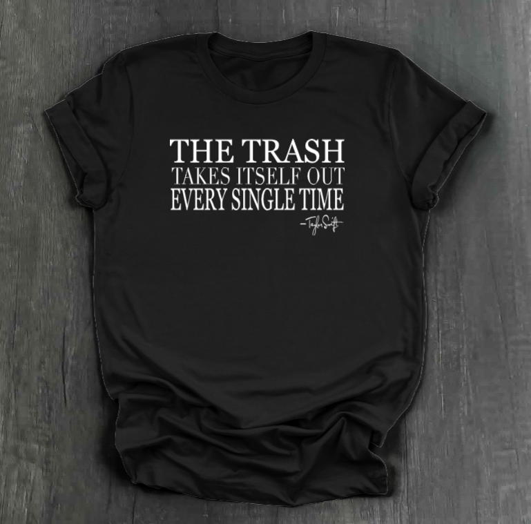 CAMISETA LA BASURA SE SACA SOLA