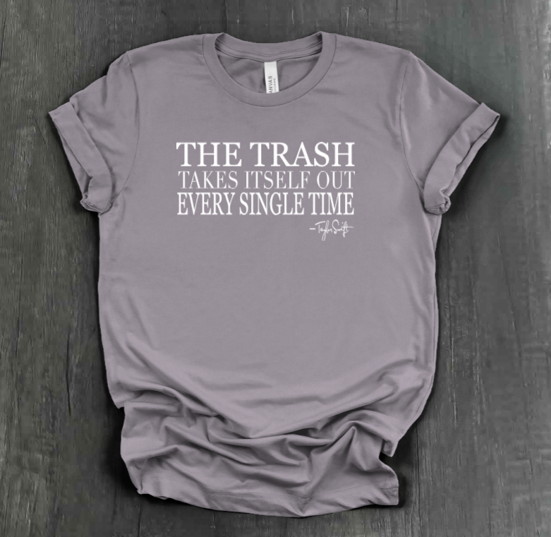 CAMISETA LA BASURA SE SACA SOLA